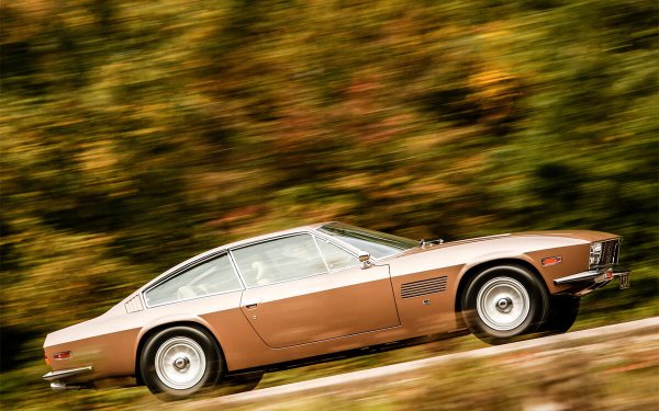 Швейцарският вносител на BMW Питър Монтеверди започва да произвежда ултра ексклузивни и екзотични коли през 1967 година. През следващото десетилетие ще има поредица от специални двигатели на Chrysler, включително прекрасния 7,0-литров 375L High Speed, показан тук.
